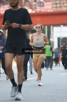 Runner Photo 4776175