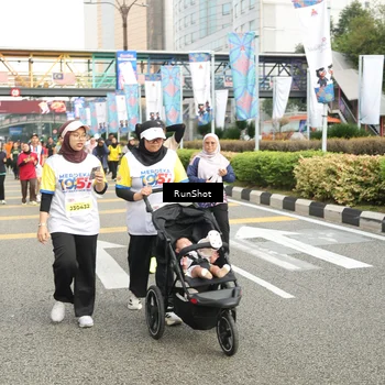 Runner Photo 4776247