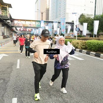 Runner Photo 4776406