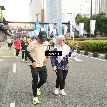 Runner Photo 4776414