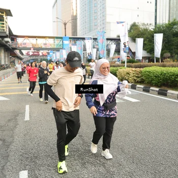 Runner Photo 4776415