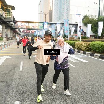 Runner Photo 4776460