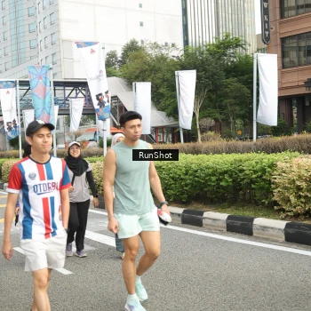 Runner Photo 4776523