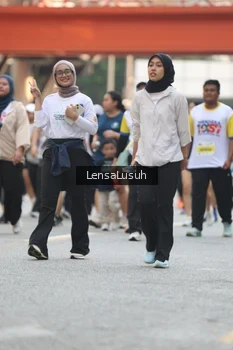 Runner Photo 4776575