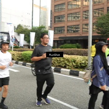 Runner Photo 4776696