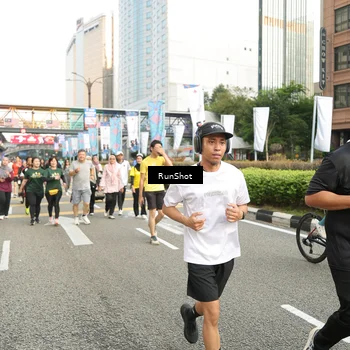 Runner Photo 4776703