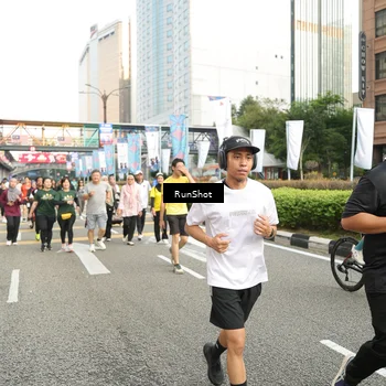 Runner Photo 4776749