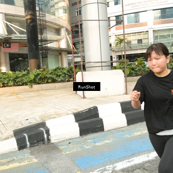 Runner Photo 4777038
