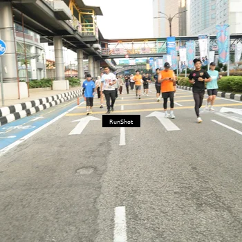 Runner Photo 4777052