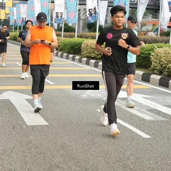 Runner Photo 4777053