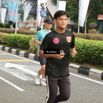 Runner Photo 4777070