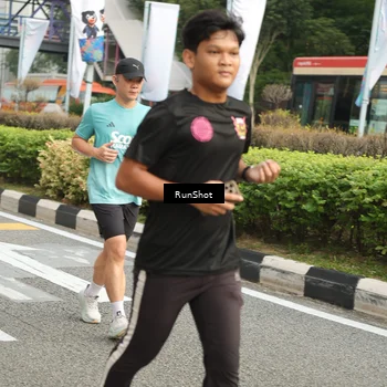 Runner Photo 4777075