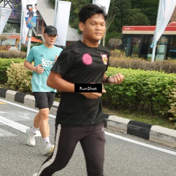 Runner Photo 4777077
