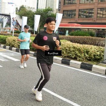 Runner Photo 4777084