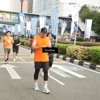 Runner Photo 4777121