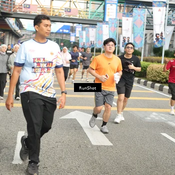 Runner Photo 4777169