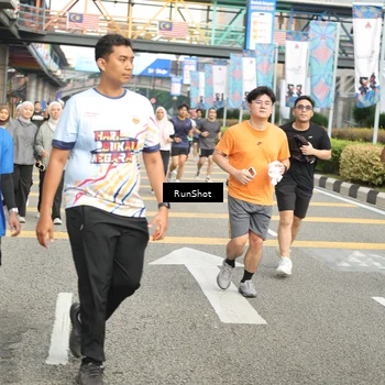 Runner Photo 4777170