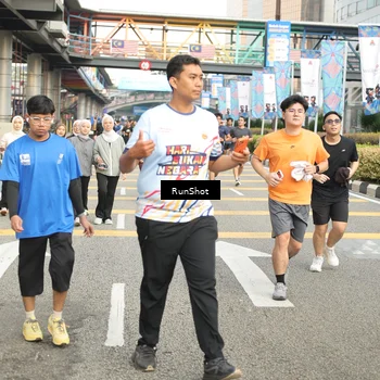 Runner Photo 4777173