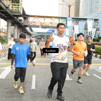 Runner Photo 4777176