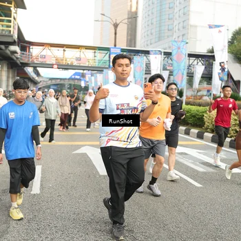 Runner Photo 4777186