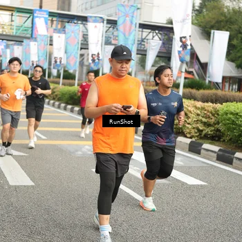 Runner Photo 4777195