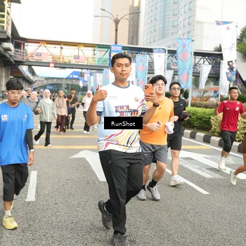 Runner Photo 4777221