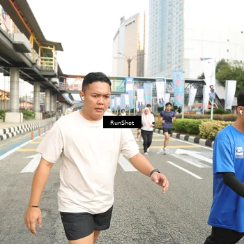 Runner Photo 4777248
