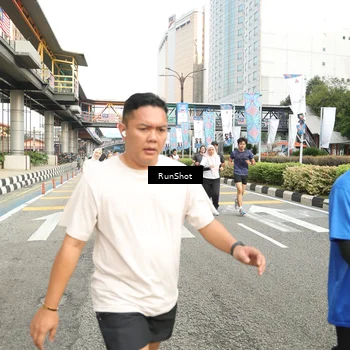 Runner Photo 4777291