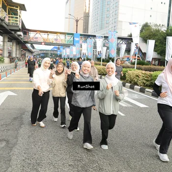 Runner Photo 4777334
