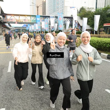 Runner Photo 4777336