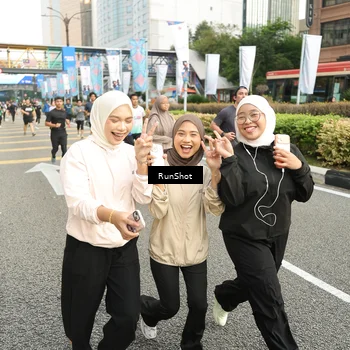 Runner Photo 4777365