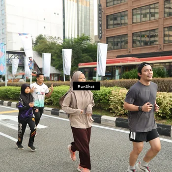 Runner Photo 4777389