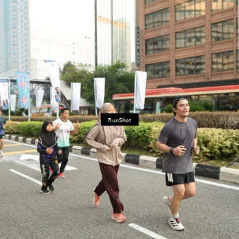 Runner Photo 4777390