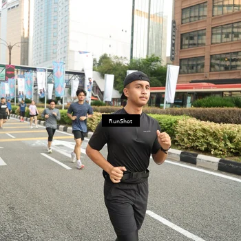 Runner Photo 4777414