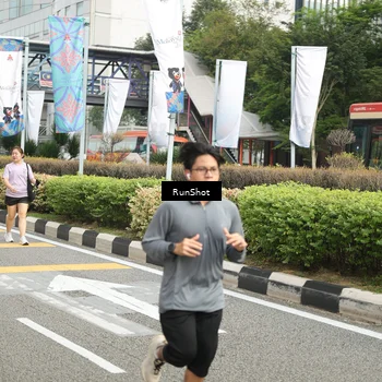 Runner Photo 4777471