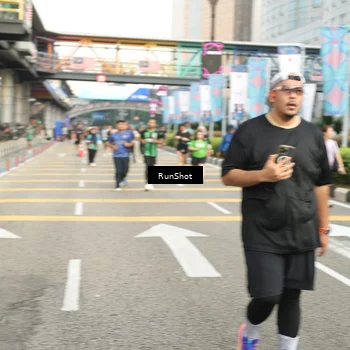 Runner Photo 4777491