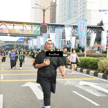 Runner Photo 4777498