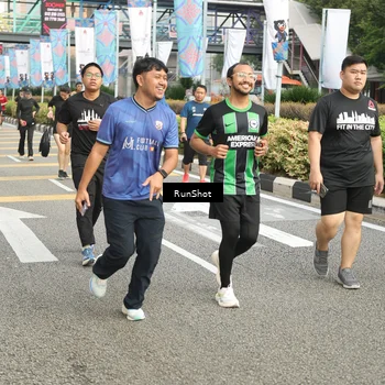 Runner Photo 4777548