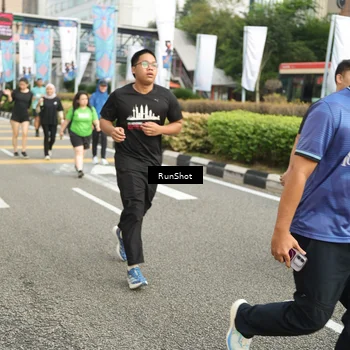 Runner Photo 4777593