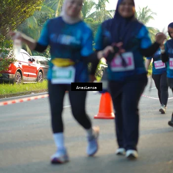 Runner Photo 4777635