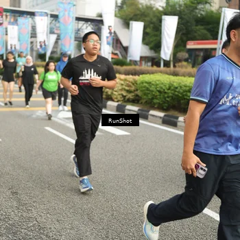 Runner Photo 4777638