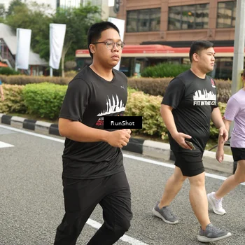 Runner Photo 4777654