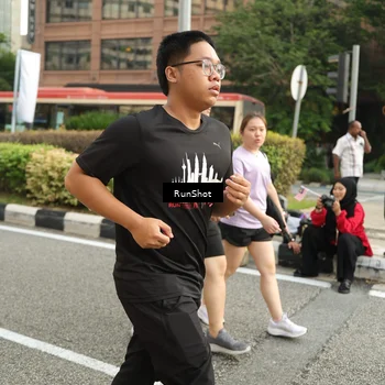 Runner Photo 4777665