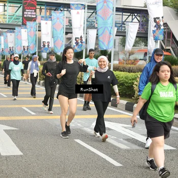 Runner Photo 4777669