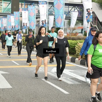 Runner Photo 4777678