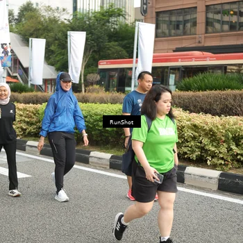 Runner Photo 4777700