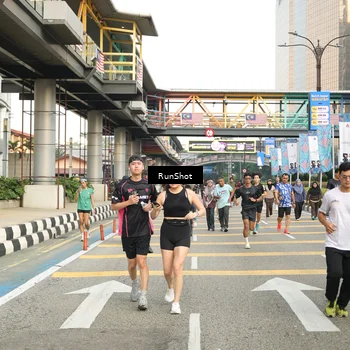Runner Photo 4777873