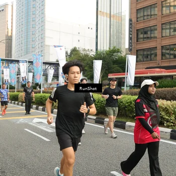 Runner Photo 4778193