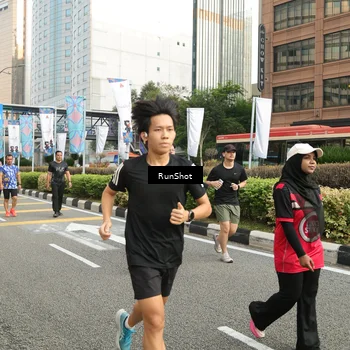 Runner Photo 4778203
