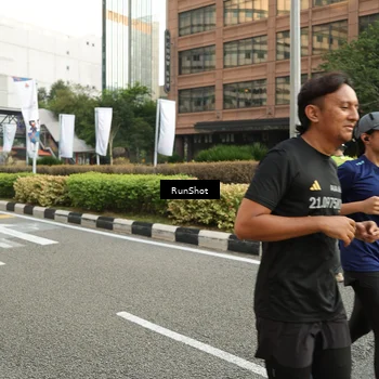Runner Photo 4778773